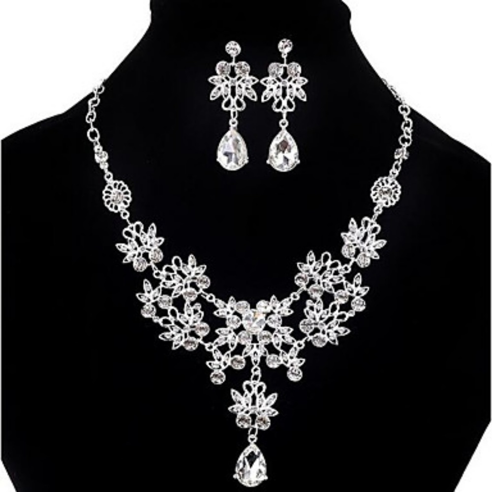 Women's Cubic Zirconia Bib Jewelry Set